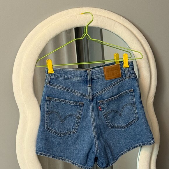 Levi's High Loose Shorts (Blue) - Picture 3 of 3